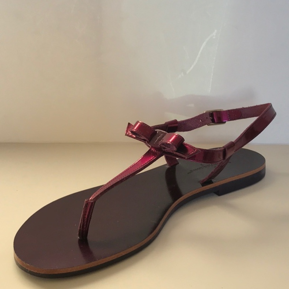 Salvatore Ferragamo flat sandals